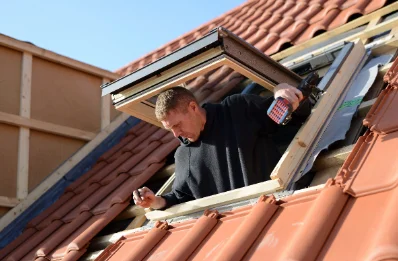 Pose de fenêtres de toit Velux à la Berlière